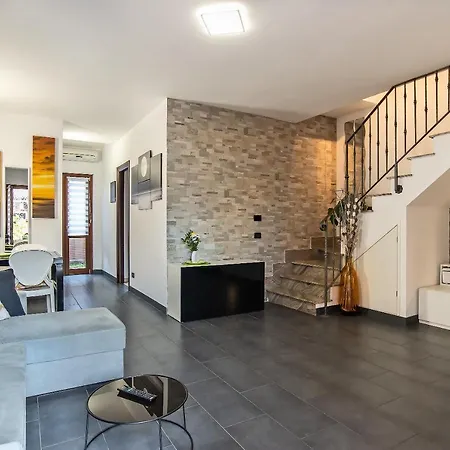 Elite Villa *